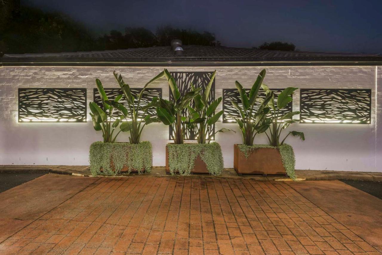 The Oasis Apartments And Treetop Houses Byron Bay Kültér fotó